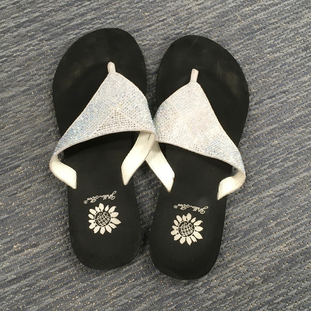 Elegant Black and Silver Women's Sandals